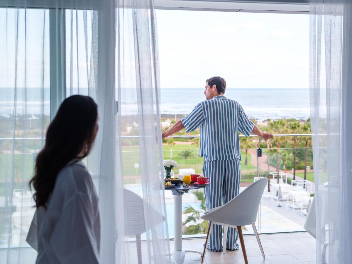 מלון The View בוזניקה מראה חיצוני תמונה A couple at the hotel
